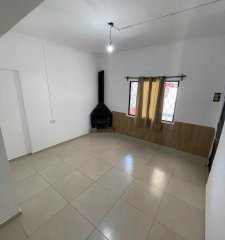 Apto con renta 1 dormitorio, cochera-Villa Española