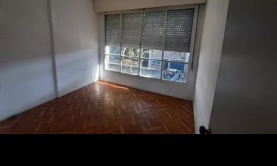 Apartamento en venta, 2dormitorios, 1baño. Tres Cruces.