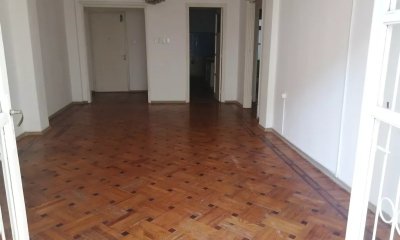 Apartamento en venta con renta 2 dormitorios, 2 baños y balcón-Tacuarembó -Cordón