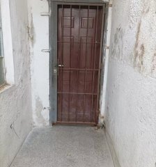 Apto en venta para reciclar, 2 dormitorios,1 baño y azotea-Goes