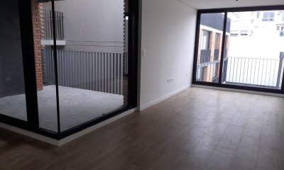 Apto en venta con renta 1 dormitorio 2 baños - Punta Carretas
