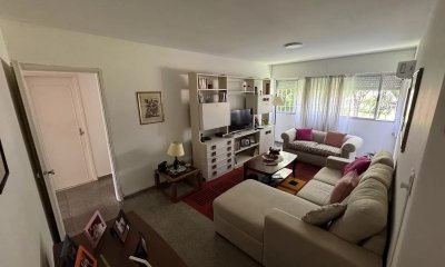 Apto en venta 3 dormitorios, 1 baño-Villa Española