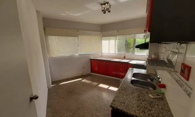Apto en venta con renta 2 dormitorios, 1 baño-Buceo