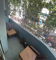 Apto en venta 2 dormitorios, 1 baño, balcón-Centro