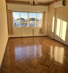 Apartamento en Bulevar General Artigas, 3 Dormitorios, 2 Baños, Balcón, Terraza, Garaje