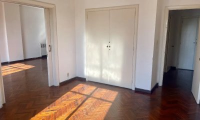Apartamento de categoría sobre 18 de julio - Cordón 4 dorm. - 3 baños