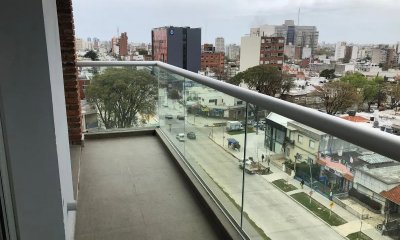 Apartamento 2 domitorios y bacón a estrenar! con Renta