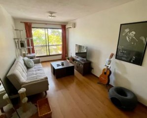 Apartamento en venta, 2 dormitorios, 2 baños, terraza lavadero, garaje. Parque Batlle.