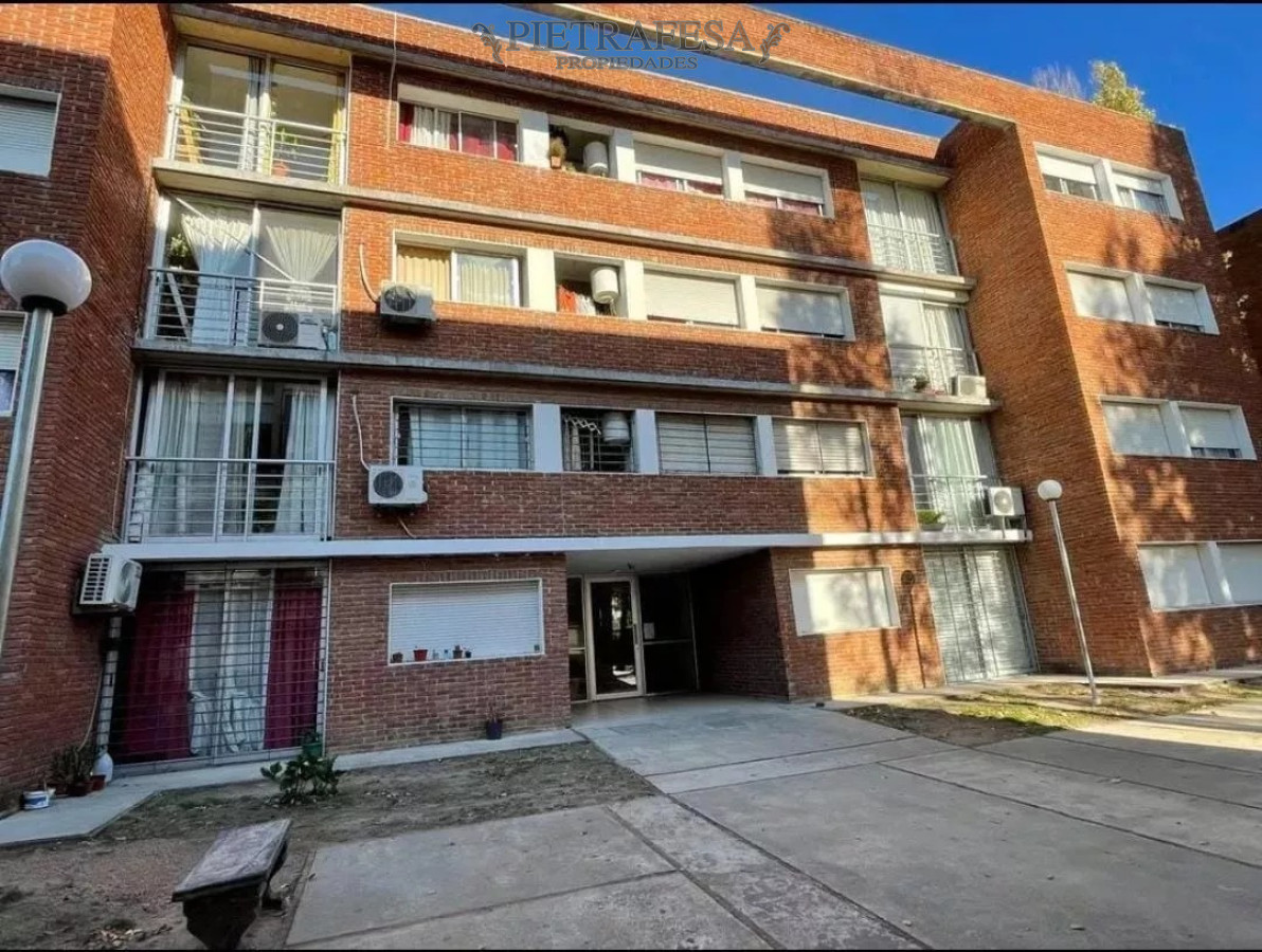 Apartamento ID.10686 - Apto en venta 3 dormitorios, 1 baño-Malvin Norte