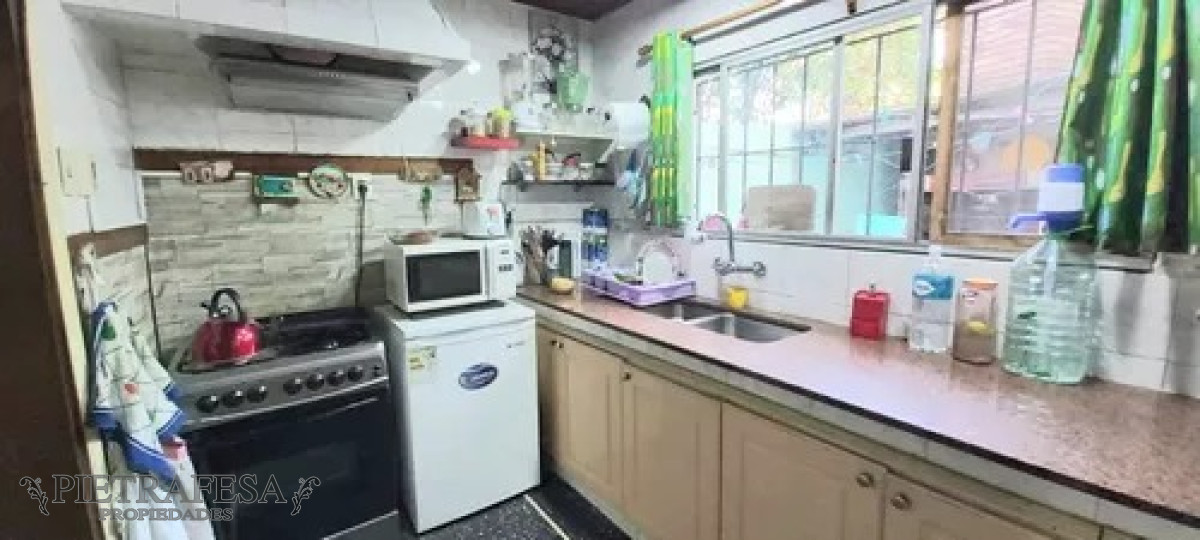 Casa ID.7455 - Casa en venta 3 dormitorios, 2 baños, patio y cochera-Amsterdam - Malvin