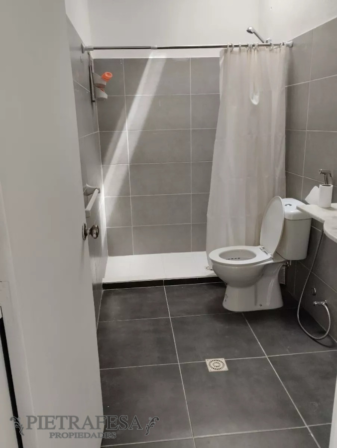 Casa ID.5960 - Casa en venta, 2 dormitorios, 1 baño y patio con parrillero- Juana De Arco- Brazo Oriental