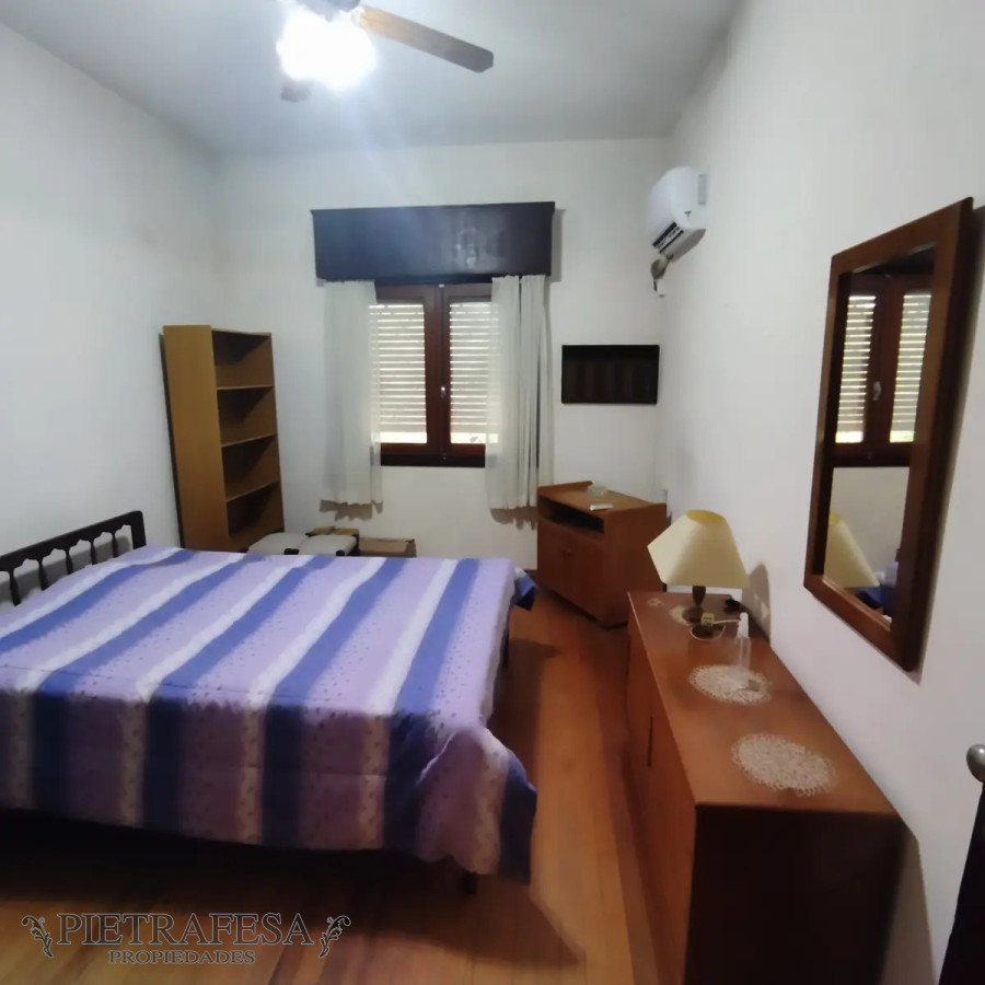 Casa ID.11507 - Casa en venta 3 dormitorios, 2 baños, barbacoa, cochera-Aires Puros
