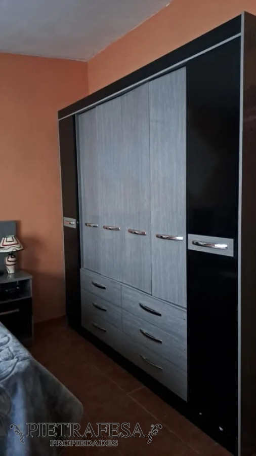 Casa ID.13436 - Casa en venta 2 dormitorios, 1 baño, fondo-Colón 