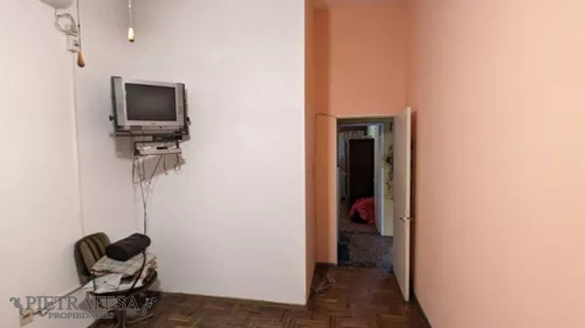 Casa ID.11072 - 2 casas en venta, 6 dormitorios, 2 baños, gje-Colón