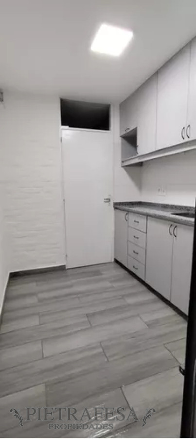 Casa ID.12638 - Casa en alquiler, 2dormitorios, 1baño, patio, garaje. Maroñas.