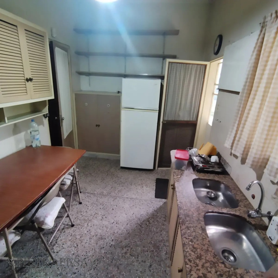 Casa ID.11507 - Casa en venta 3 dormitorios, 2 baños, barbacoa, cochera-Aires Puros