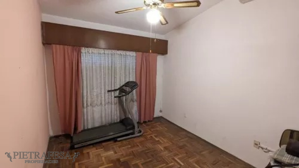 Casa ID.11072 - 2 casas en venta, 6 dormitorios, 2 baños, gje-Colón