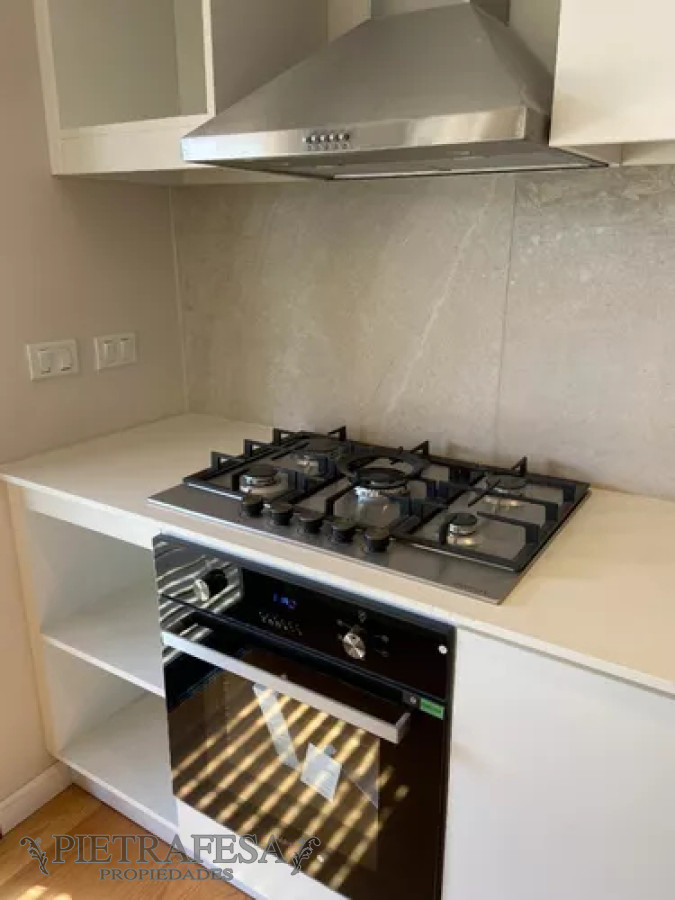 Casa ID.11399 - Casa en alquiler, 3dorm, 3baños, patio, cochera. Huertas de la Tahona.