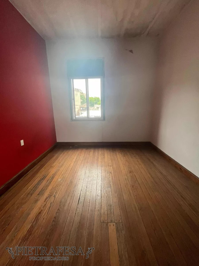 Casa ID.6609 - Casa 4 dormitorios y depósito en venta -Arturo Lezama -Aguada