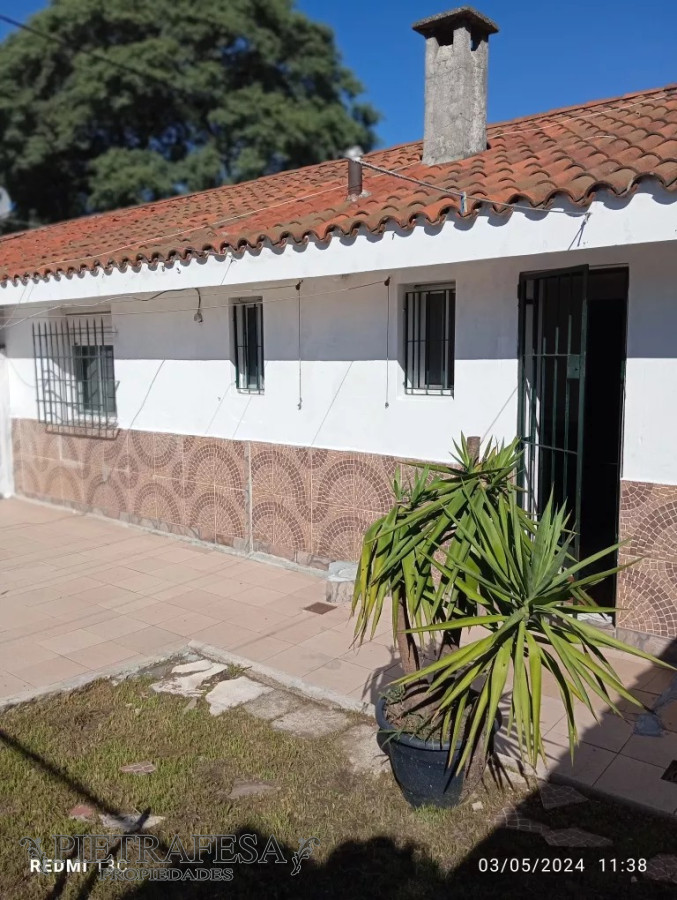 Casa ID.9652 - Casa en venta 2 dormitorios, 1 baño, fondo-Villa Española 