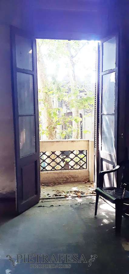 Casa ID.13556 - Casa de altos en venta, 4 dormitorios, 1 baño, azotea-Cordón 