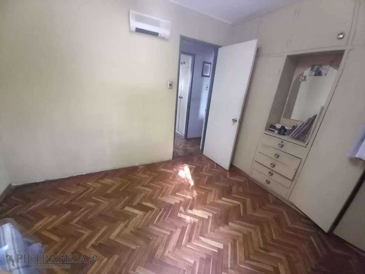 Casa ID.8210 - 2 casas en venta, 4 dormitorios, 2 baños, barbacoa, garaje- Avenida General Eugenio Garzón -Conciliación
