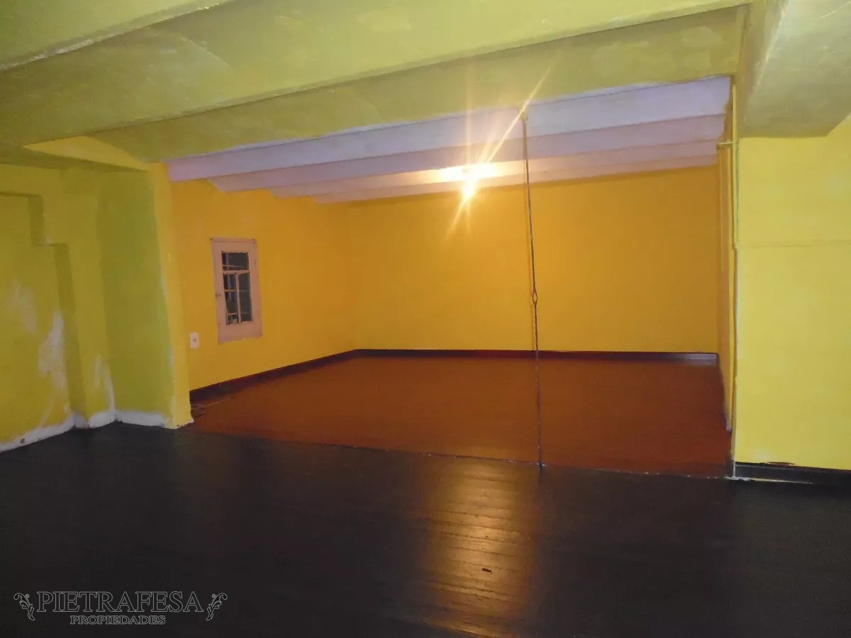 Casa ID.7993 - Casa mas local en venta, 3 dormitorios, 3 baños y azotea-Ejido-Barrio Sur