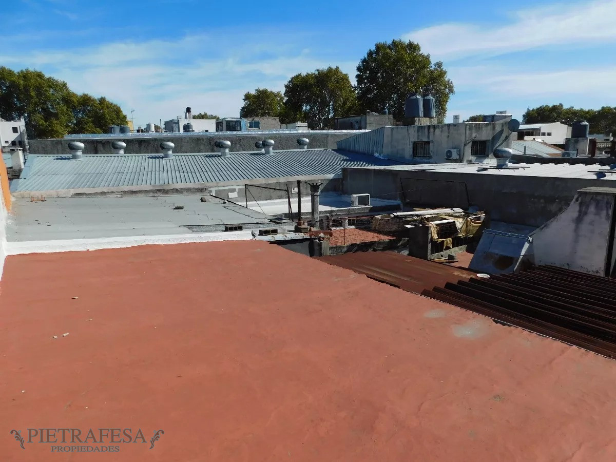 Casa ID.9412 - 3 casas a reciclar en venta, 5 dormitorios, 3 baños-Cordón