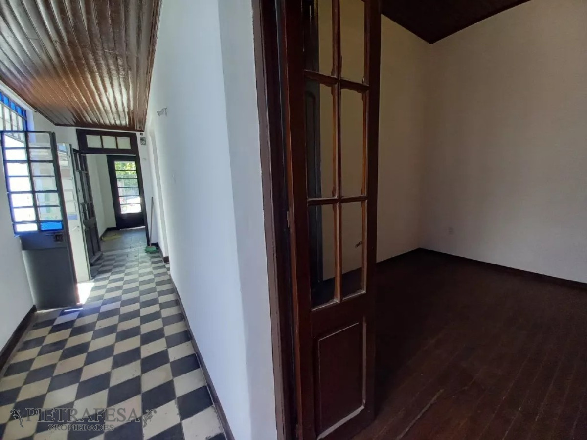Casa ID.8386 - Casa en venta 3 dormitorios, 1 baño, patio y azotea-Ing Manuel Rodríguez Correa-Aires Puros