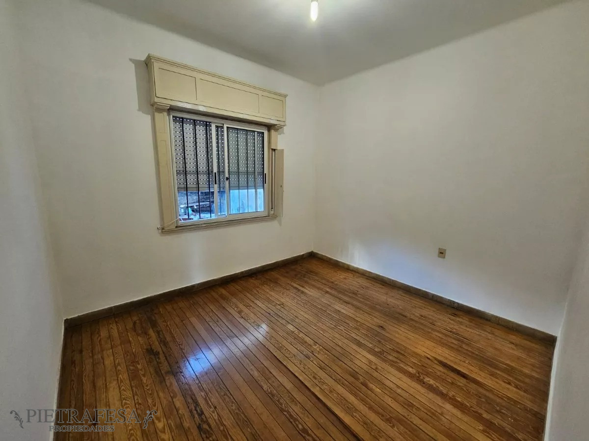 Casa ID.12196 - Casa en venta 3 dormitorios, 2 baños, azotea- La Blanqueada