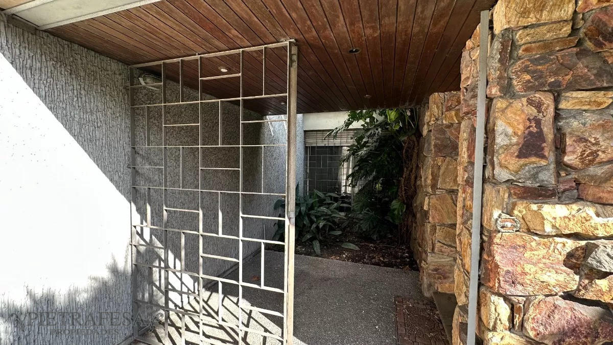 Casa ID.10336 - Casa en venta 4 dormitorios, 3 baños, fondo, gje-Buceo