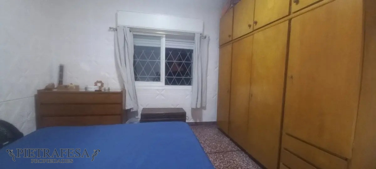 Casa ID.6834 - Casa en venta 3 dormitorios, 2 baños, patio y patio con parrillero-Maria Orticochea-Prado