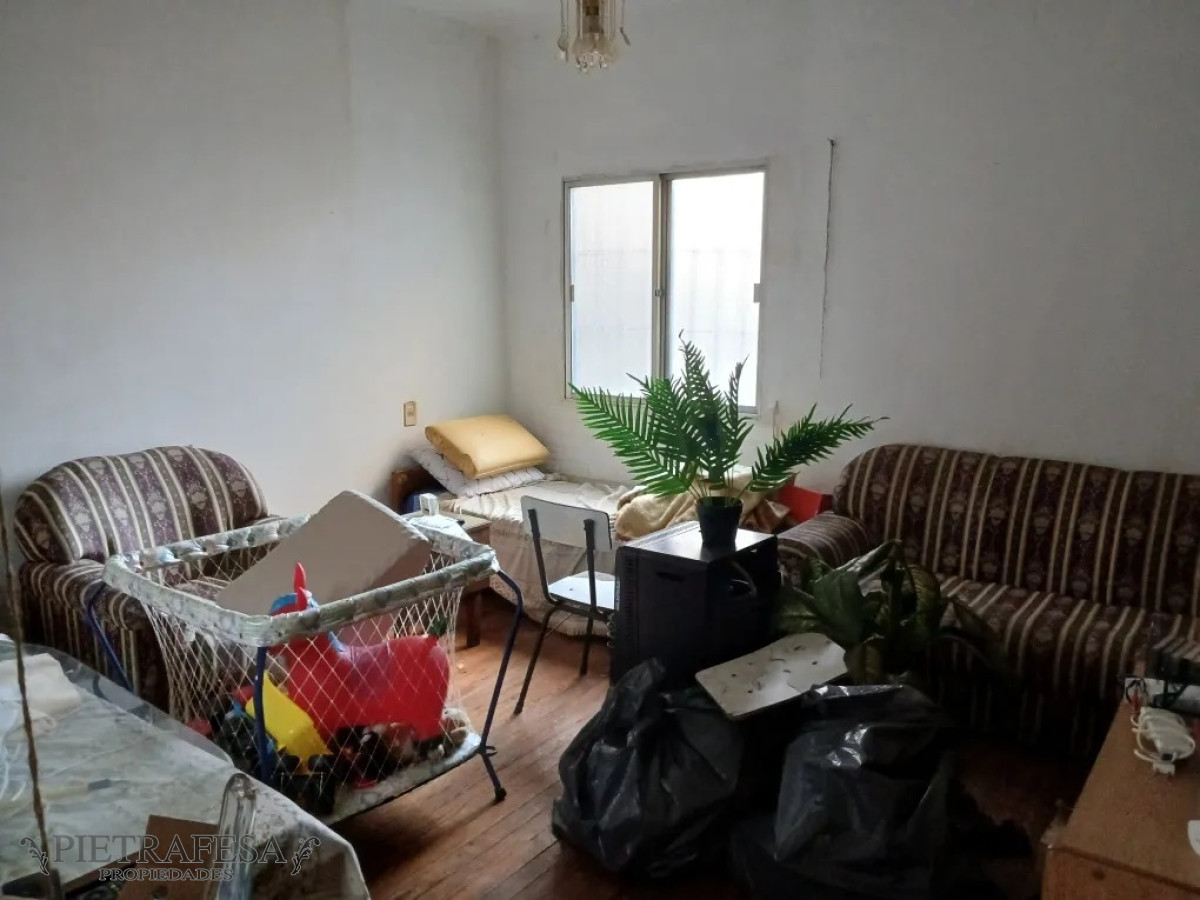 Casa ID.13465 - Casa en venta 3 dormitorios, 2 baño, azotea-La Comercial