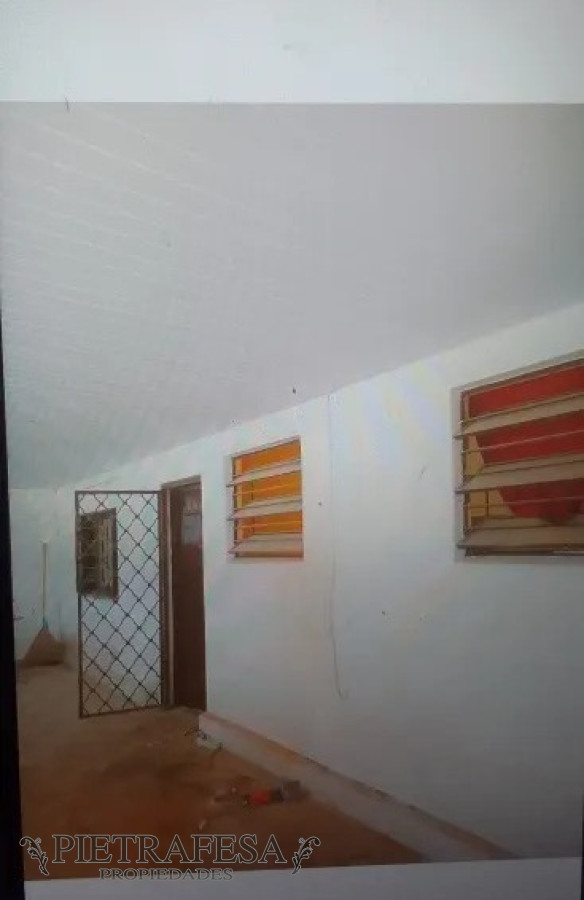 Casa ID.13638 - Casa de 1 dormitorio y monoambiente con renta en venta-Las Acacias