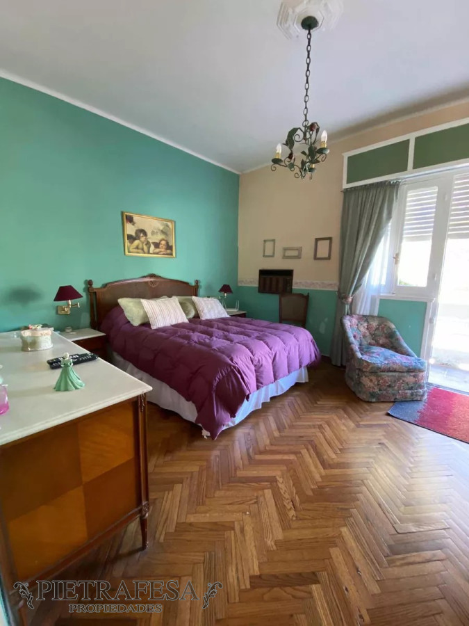 Casa ID.7114 - Casa en venta 4 dormitorios, 2 baños, patio y garaje-Aureliano Rodríguez Larreta-Jacinto Vera