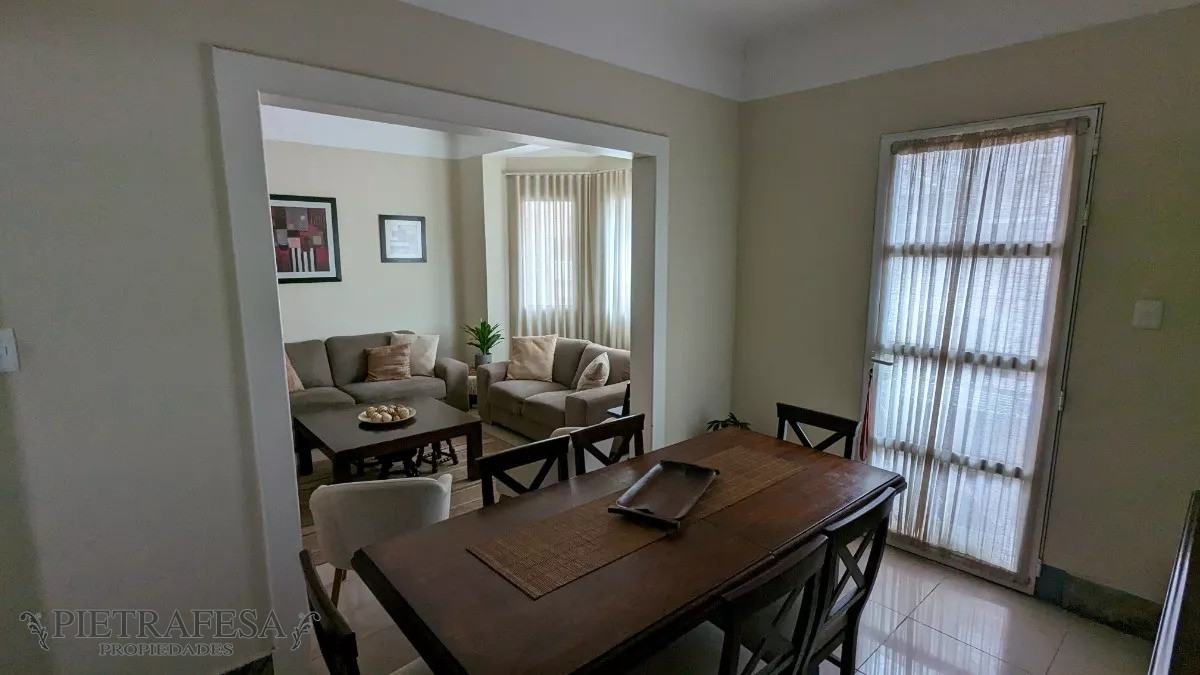 Casa ID.9451 - Casa en venta 3 dormitorios, 2 baños, azotea- Pocitos