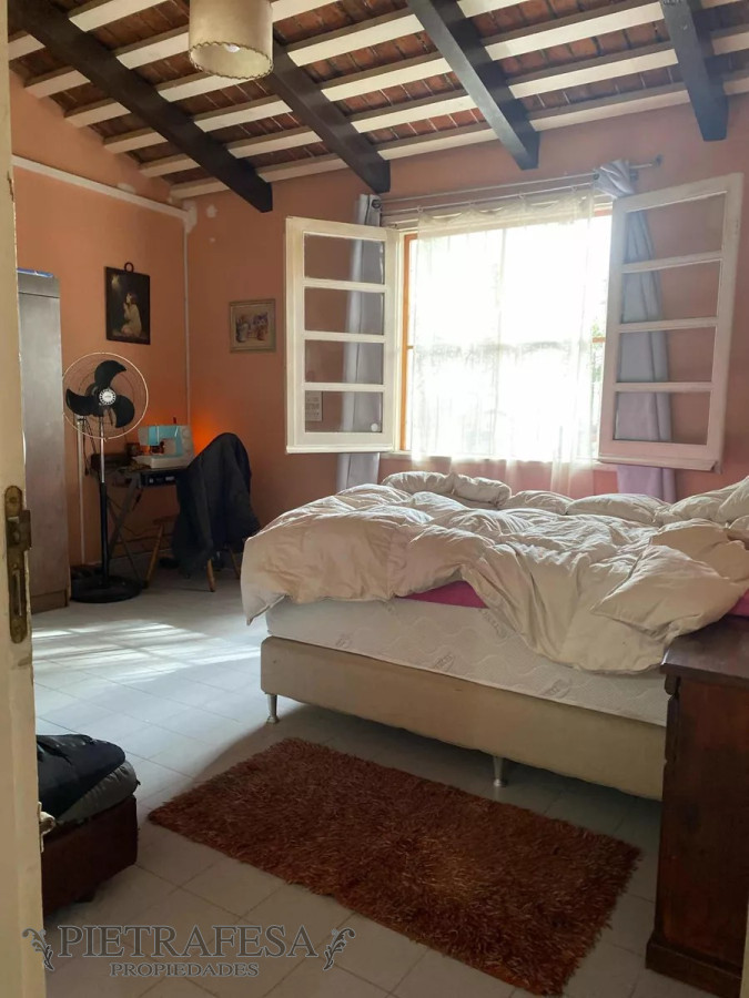 Casa ID.10541 - Casa en venta 3 dormitorios, 1 baño, patio, cochera-La Teja