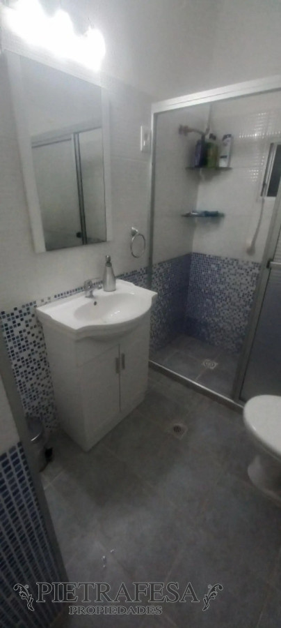 Casa ID.6834 - Casa en venta 3 dormitorios, 2 baños, patio y patio con parrillero-Maria Orticochea-Prado