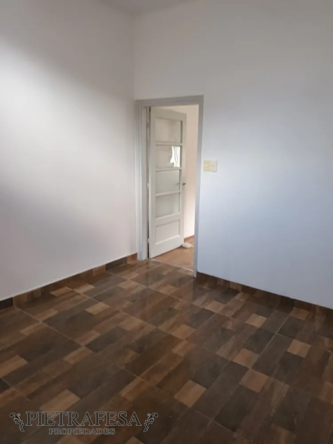 Casa ID.13470 - Casa en venta 1 dormitorio, 1 baño, azotea-Aires Puros 