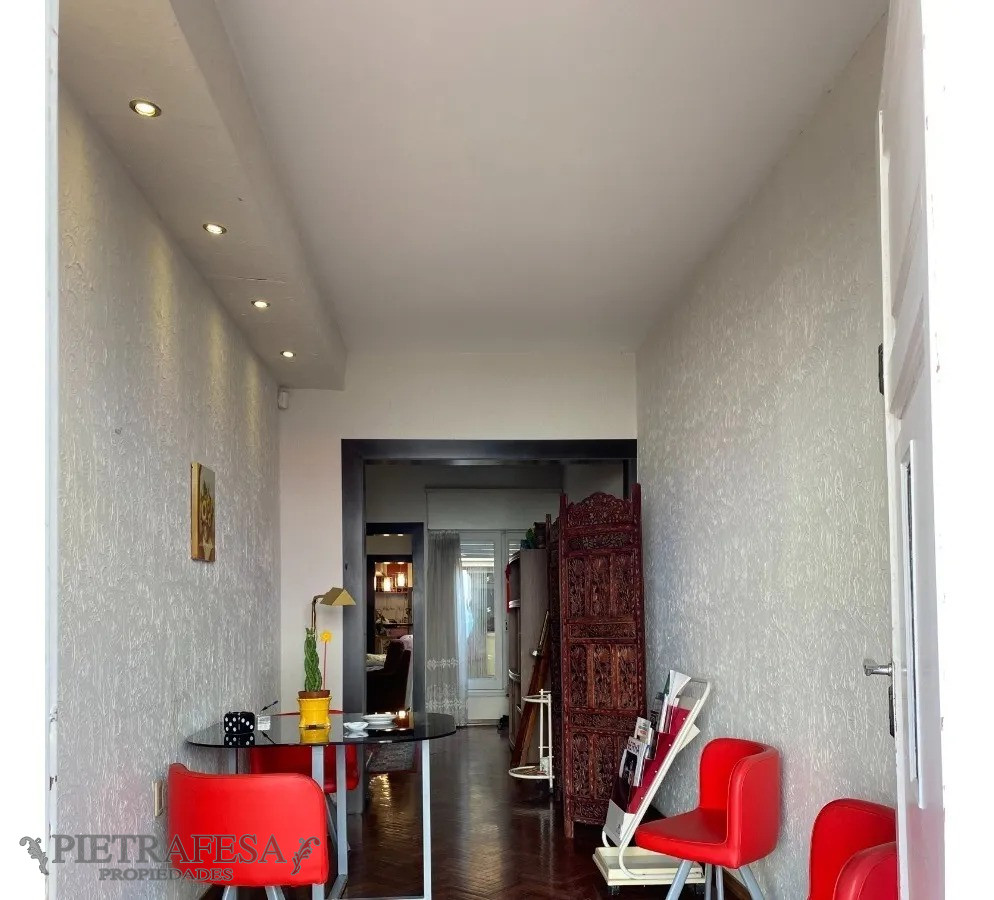 Casa ID.4806 - Casa en venta 3 dormitorios, 2 baños, patio, barbacoa y garaje- Calle Doctor Arturo Lezama- Aguada