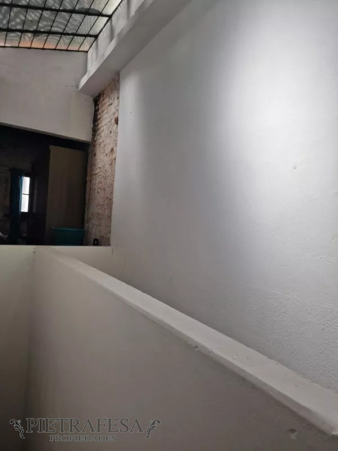 Casa ID.11328 - Casa en venta, 3 dormitorios, 3 baños, patio-Cordón 