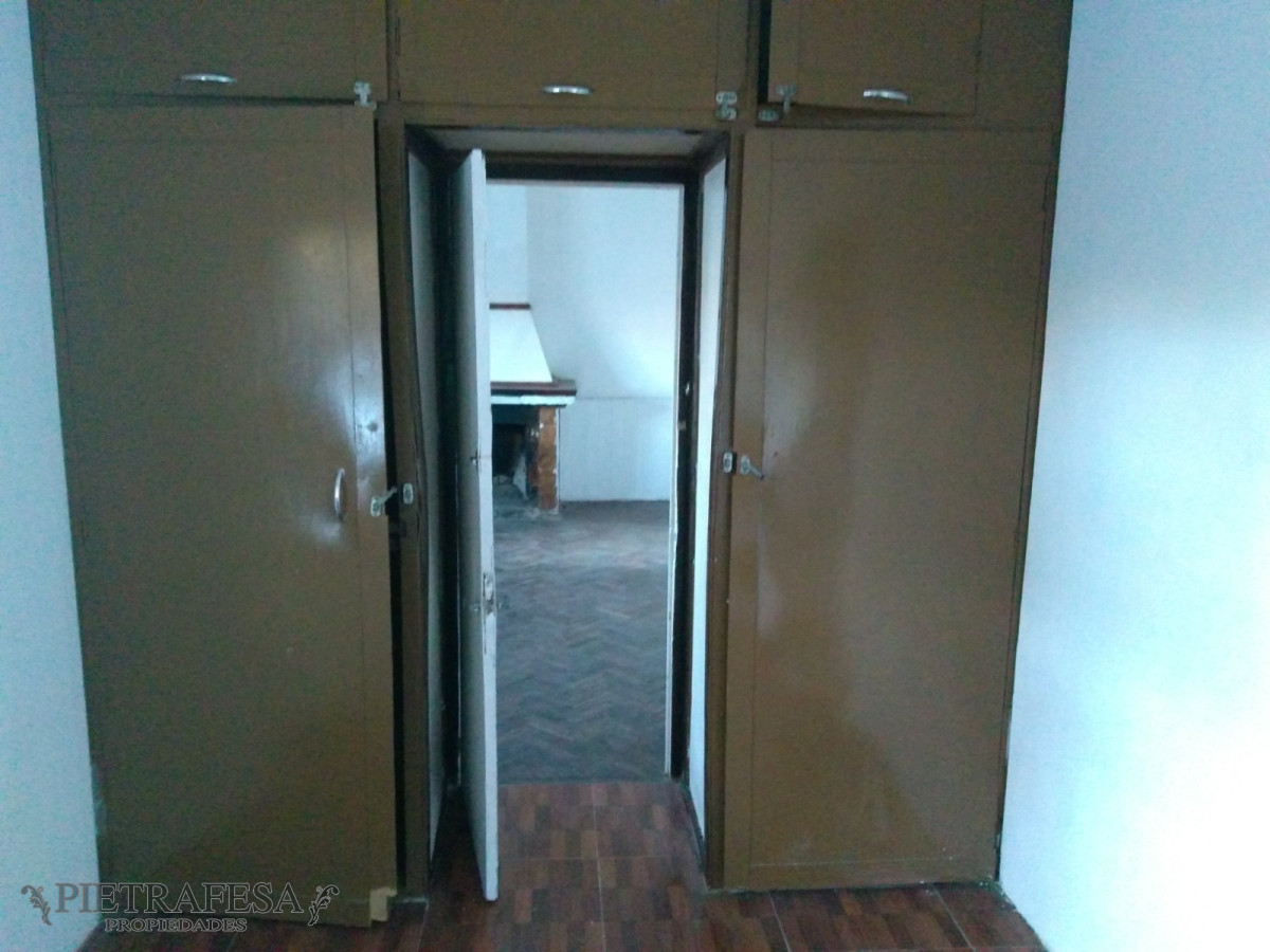 Casa ID.3910 - Casa en Venta con Renta - 2 dormitorios - 1 baño - Andres Gomez - Malvin