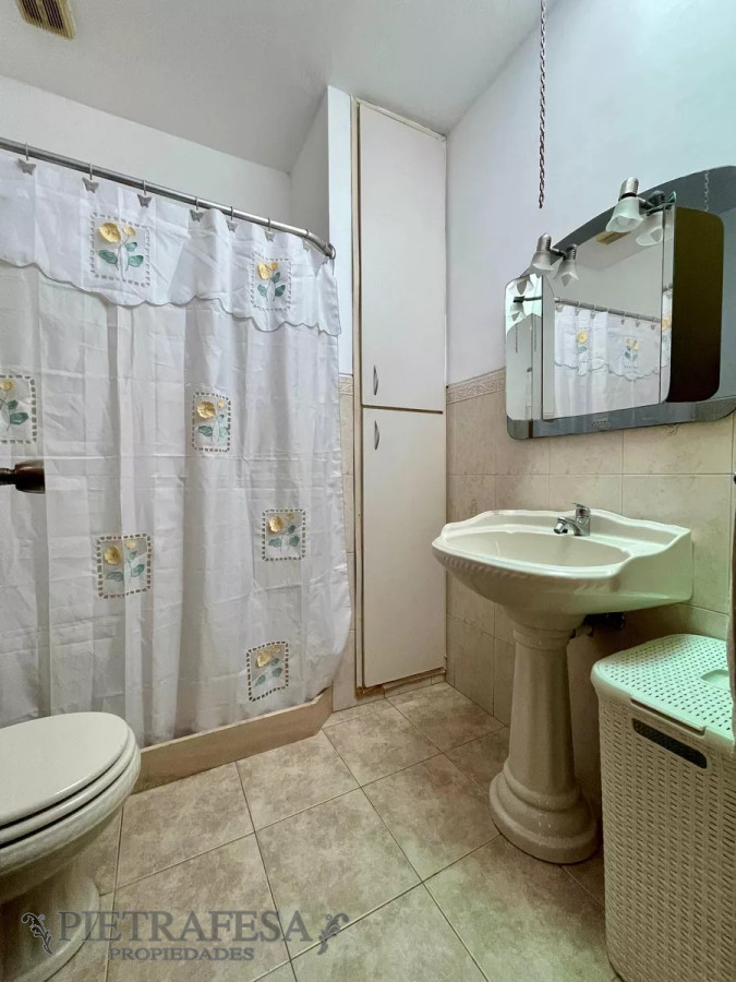 Casa ID.12082 - Casa en venta 4 dormitorios, 2 baños, gje- Buceo