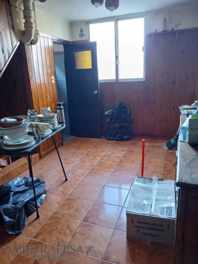 Casa ID.13465 - Casa en venta 3 dormitorios, 2 baño, azotea-La Comercial