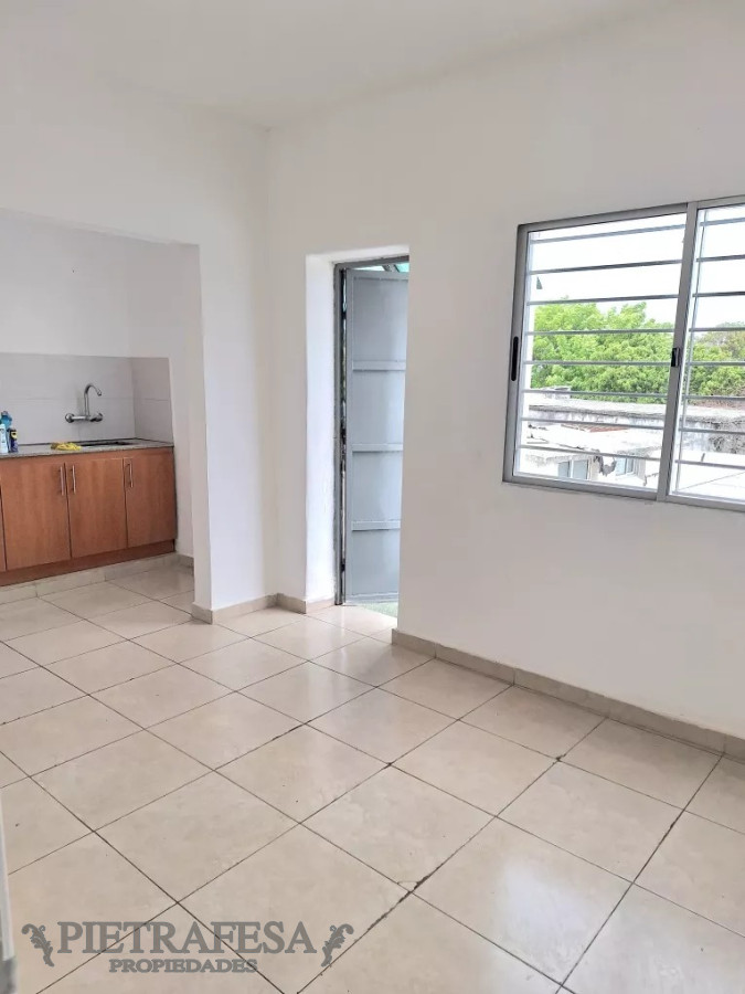 Casa ID.11256 - Casa y local en venta, 3 dormitorios, gaje-Mercado Modelo