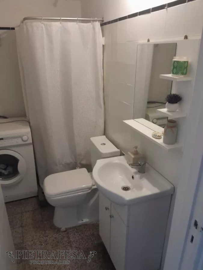 Casa ID.7706 - Casa en venta 3 dormitorios, 2 baños, patio y garaje-Nicaragua- La Comercial,