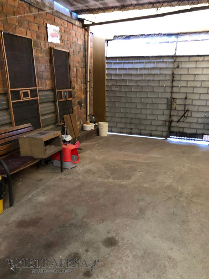 Casa ID.7833 - Casa en venta, 3 dormitorios, 1 baño, patio con parrillero y garaje- Guenoas-Cerrito