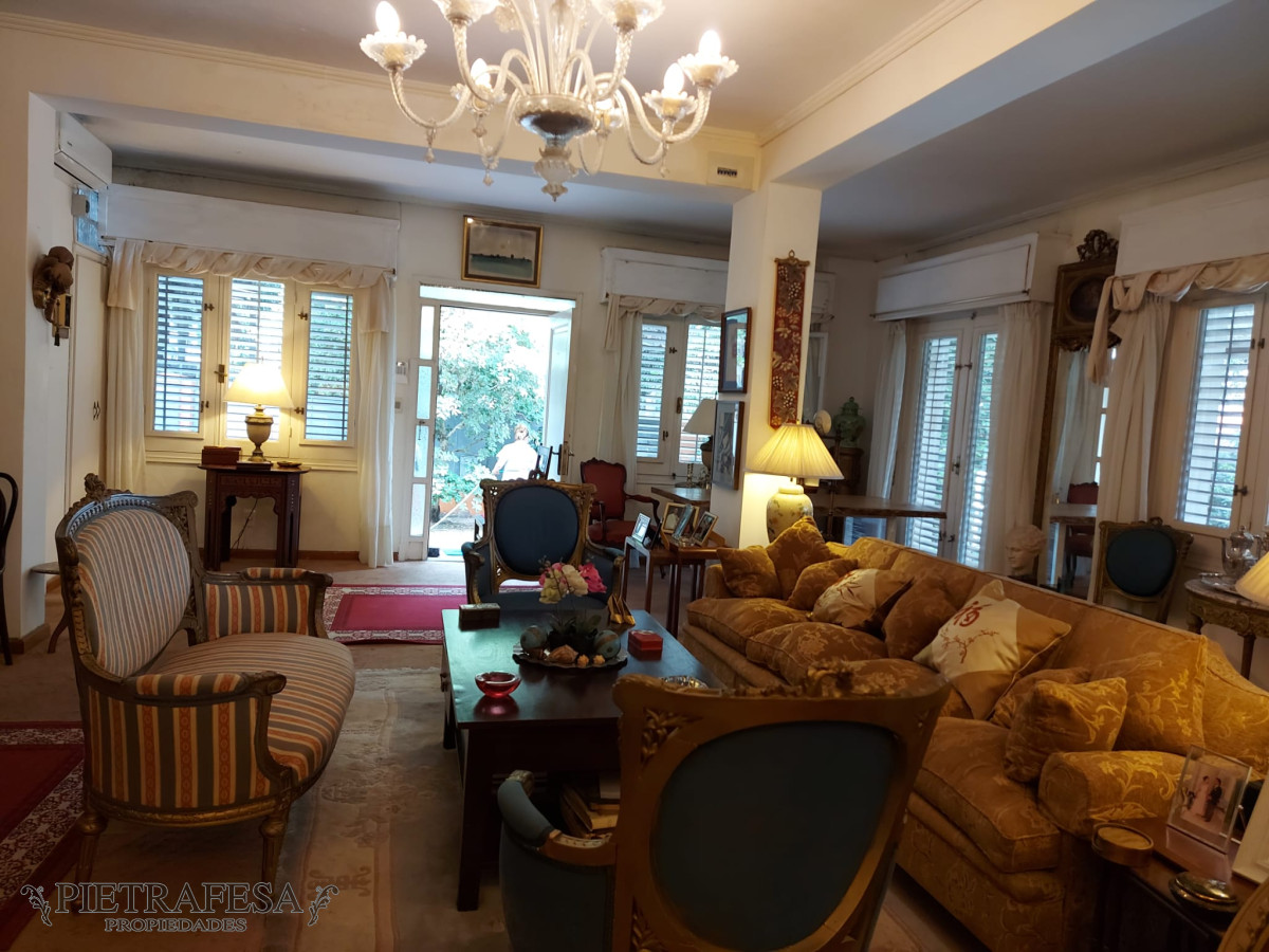 Casa ID.7322 - Casa en venta 3 dormitorios, 4 baños, fondo con piscina y garaje-Brasilea-Carrasco