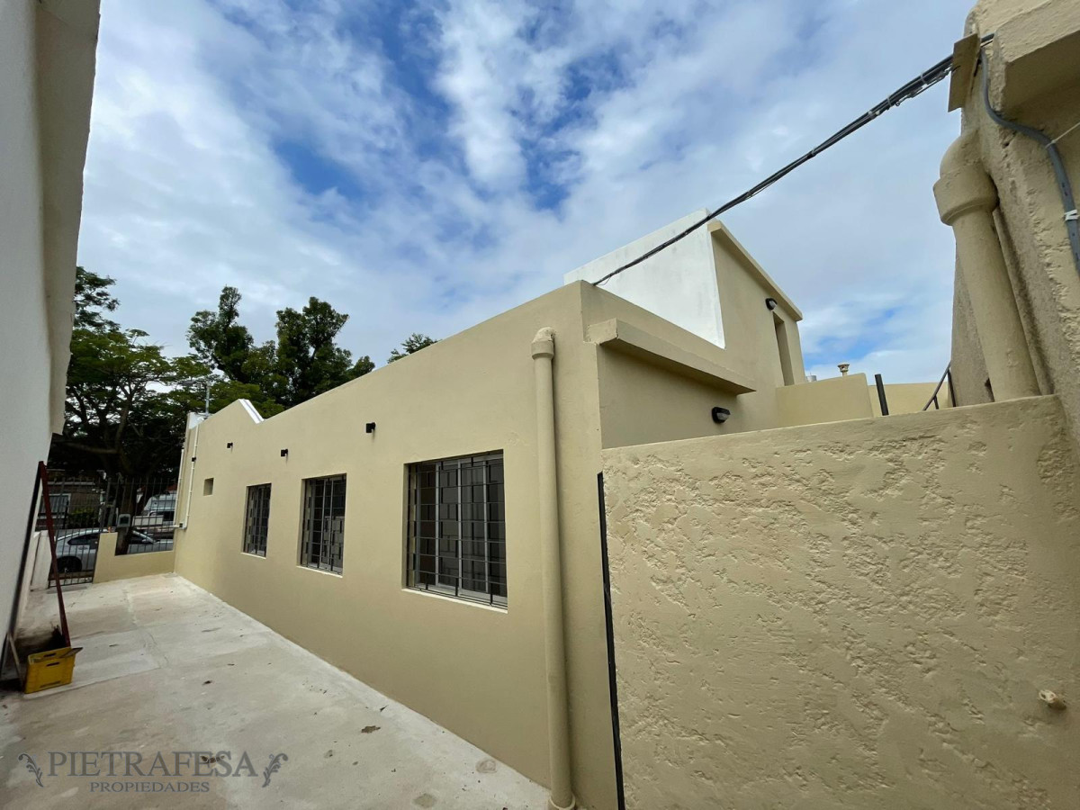 Casa ID.9014 - Casa en venta 2 dormitorios, 1 baño y azotea-Malvin