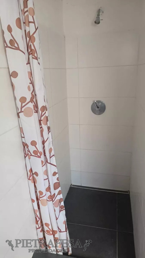Casa ID.10267 - Casa en venta 4 dormitorios, 2 baños, azotea-Centro